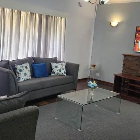 Lovely 3 Bed In Mount Pleasant - 2153 Harare Dış mekan fotoğraf